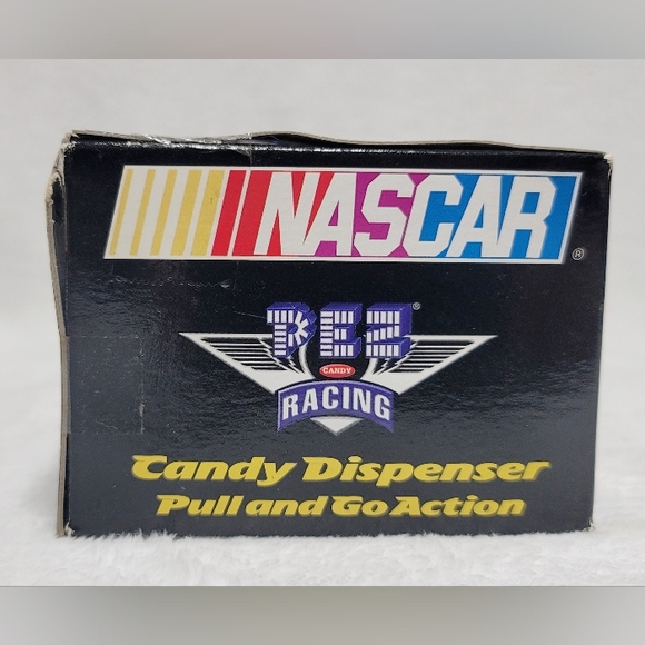 PEZ Racing Toys Nascar Jeff Gordon #24 DuPont Candy Dispenser NIB Vintage 2003 - Picture 4 of 7